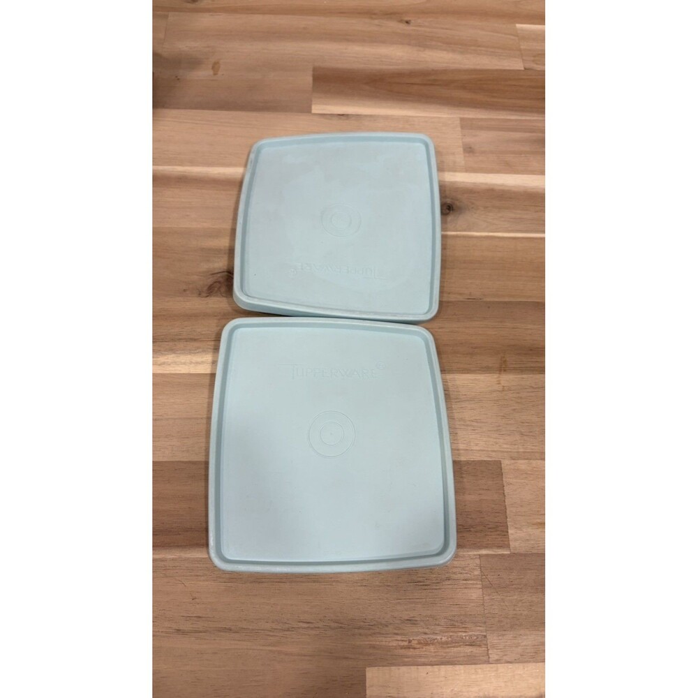 VINTAGE TUPPERWARE LIGHT BLUE LID 671-9 Lids Only Lot of 2